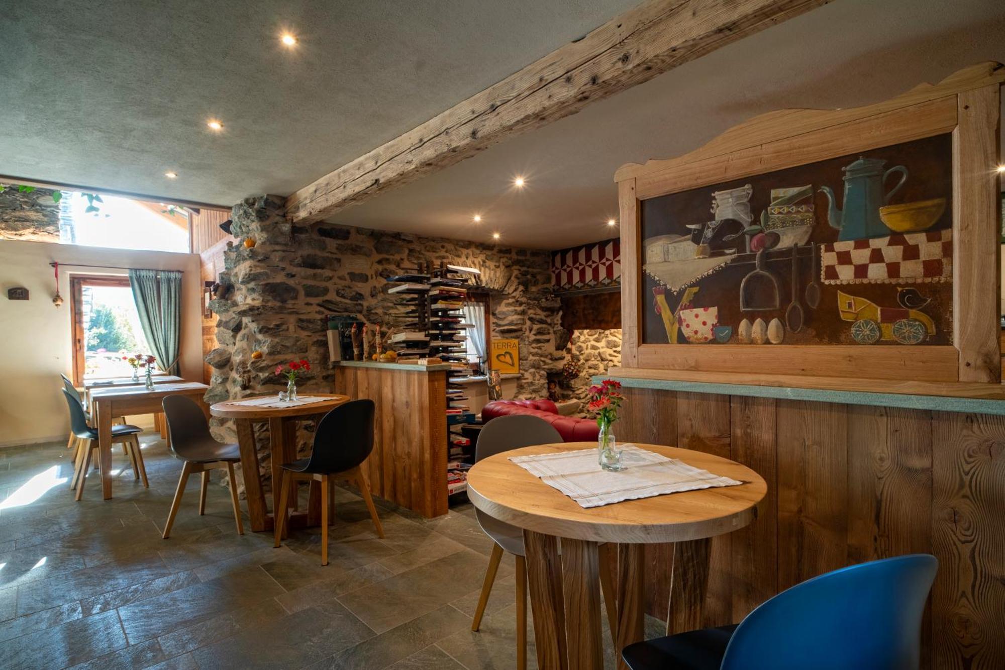 Au Coeur Du Village Chambres D'Hotes & Spa Arnad エクステリア 写真
