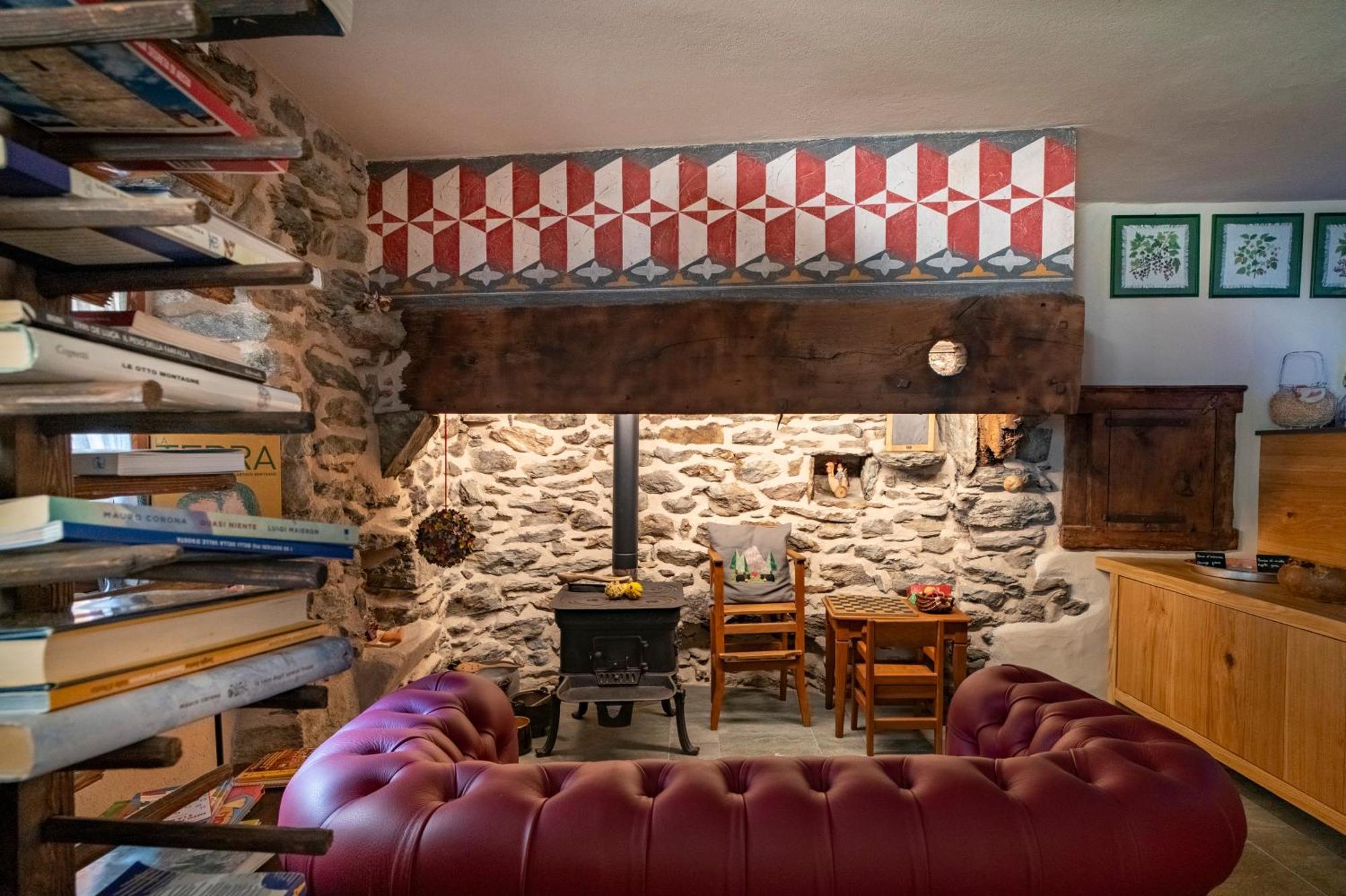 Au Coeur Du Village Chambres D'Hotes & Spa Arnad エクステリア 写真
