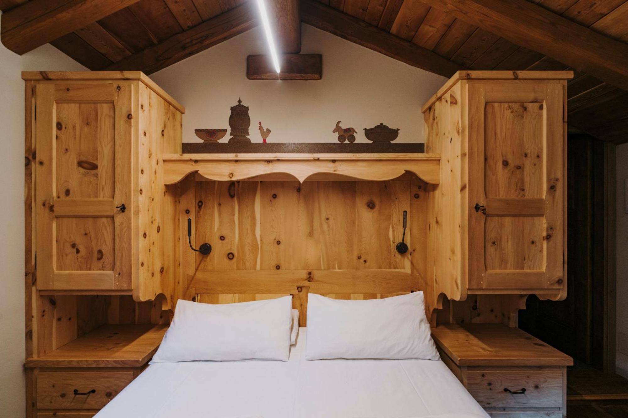 Au Coeur Du Village Chambres D'Hotes & Spa Arnad エクステリア 写真