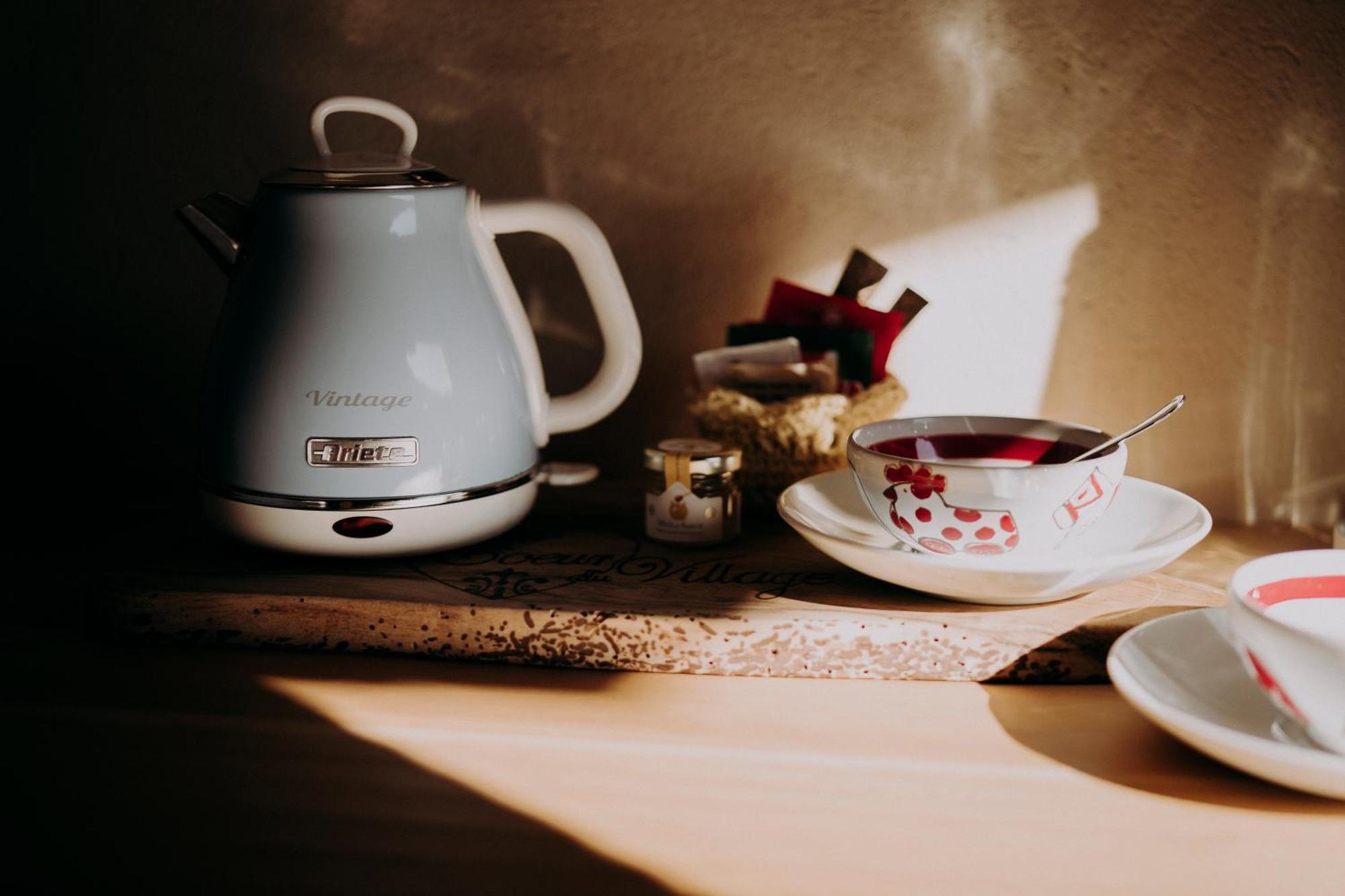 Au Coeur Du Village Chambres D'Hotes & Spa Arnad エクステリア 写真