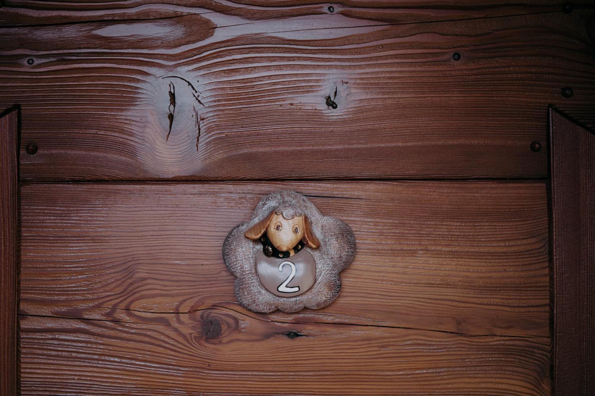 Au Coeur Du Village Chambres D'Hotes & Spa Arnad エクステリア 写真
